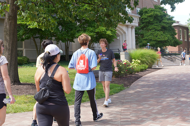 Families on a campus tour